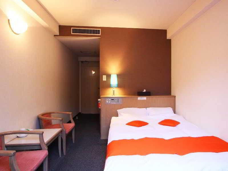 Shinsaibashi Lions Rock Hotel Ōsaka